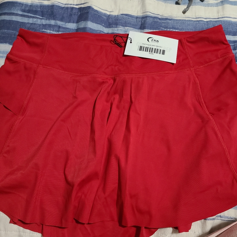 Red grand slam skirt